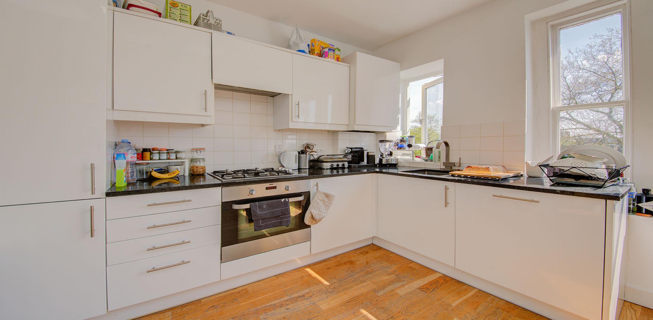 			3 Bedroom, 1 bath, 1 reception Flat			 Hilldrop Road, Tufnell Park